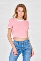 GUESS Różowy crop top. Czerwone topy damskie Guess, s, z aplikacjami, z bawełny, bez kołnierzyka. W wyprzedaży za 151.99 zł.