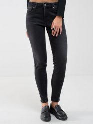 Jeansy damskie ciemnoszare Maggie 992. Szare jeansy damskie Big Star. W wyprzedaży za 199.99 zł.