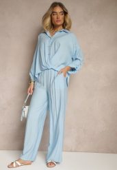 Jasnoniebieski Komplet z Wiskozy w Stylu Oversize Szerokie Spodnie i Luźna Koszula na Guziki Natinne. Niebieskie koszule damskie Renee, bez wzorów, z wiskozy, biznesowe. Za 129.99 zł.