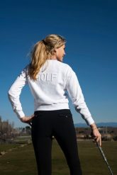 Damski golfowy sweter Kauri z okrągłym dekoltem – Miękki i wygodny. Białe golfy damskie FLAIRWAY GOLF, xs, bez wzorów, z bawełny, bez ramiączek. Za 339.00 zł.