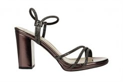 Sandały Bayla-187 587-1705 Platinum 187236, Skóra ekologiczna - 40. Czarne sandały damskie Bayla, z aplikacjami, z materiału, bez obcasa, na obcasie. W wyprzedaży za 224.10 zł.