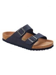 Birkenstock Klapki w kolorze niebieskim rozmiar: 40. Niebieskie klapki damskie Birkenstock, bez wzorów, bez obcasa. Za 356.61 zł.