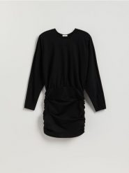 Drapowana sukienka z wiskozą - czarny. Czarne sukienki damskie Reserved, l, bez wzorów, z dzianiny, bez kołnierzyka, bez ramiączek, dopasowane. Za 139.99 zł.