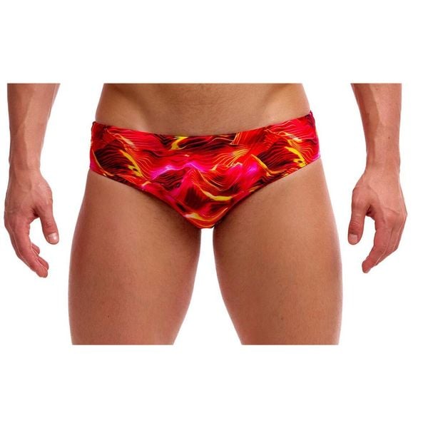 Kąpielówki męskie Funky Trunks Saucy Sonar - slipy. Czerwone kąpielówki męskie FUNKY TRUNKS, m, bez wzorów, do pływania. Za 139.00 zł.