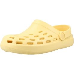 Sandały IGOR S10326 Żółty. Żółte sandały męskie Igor, z gumy, bez zapięcia. Za 127.99 zł.