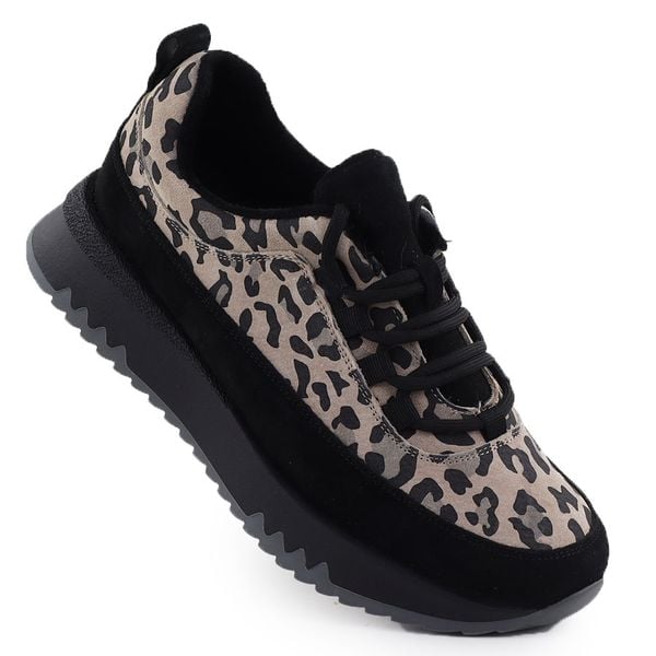 Skórzane półbuty sportowe na platformie w panterkę ocieplan czarne Vinceza 66836. Czarne półbuty damskie VINCEZA, bez wzorów, ze skóry, sportowe, bez obcasa, na platformie. Za 209.99 zł.