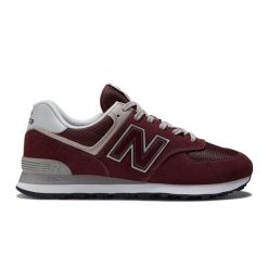 Buty New Balance ML574EVM czerwone. Czerwone buty sportowe na co dzień męskie z gumy, bez zapięcia. Za 822.14 zł.