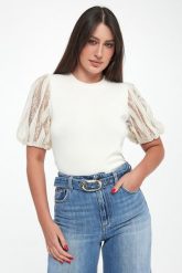 Sweter damski z rękawami z koronki TWINSET. Swetry klasyczne damskie Twinset Milano, l, z koronki, bez kołnierzyka. Za 789.00 zł.