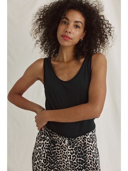 Cotton Candy Top "Nacera" w kolorze czarnym rozmiar: L. Czarne topy damskie Cotton Candy, l, bez wzorów, bez kołnierzyka. Za 61.17 zł.