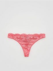 Koronkowe stringi - koralowy. Pomarańczowe stringi damskie Reserved, l, bez wzorów, z koronki. Za 39.99 zł.