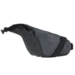 Second Life - Torba rowerowa Btwin pod siodło 2,5 L szczelna. Czarne torebki klasyczne damskie RIVERSIDE, bez wzorów, z materiału, bez dodatków. Za 89.99 zł.