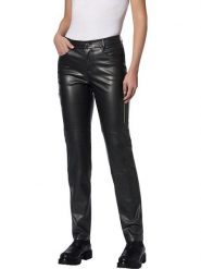 Heine Spodnie - Slim fit - w kolorze czarnym ze skóry syntetycznej rozmiar: 38. Czarne spodnie materiałowe damskie Heine, bez wzorów, ze skóry. Za 104.99 zł.