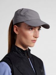 Czapka 5-panelowa Newline. Szare czapki męskie Newline, na wiosnę, bez wzorów, z materiału. Za 137.50 zł.