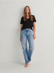 T-shirt regular z merceryzowanej bawełny - czarny. Czarne t-shirty damskie Reserved, l, bez wzorów, z bawełny, bez kołnierzyka. W wyprzedaży za 29.99 zł.