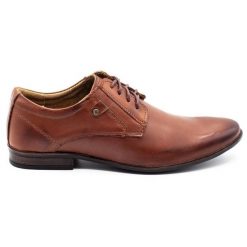 KOMODO Wizytowe buty męskie 850 brązowe. Brązowe buty wizytowe męskie ze skóry, bez zapięcia. Za 362.62 zł.