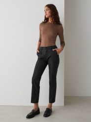 OPUS Spodnie "Ebbi" w kolorze czarnym rozmiar: 38/L28. Czarne spodnie materiałowe damskie Opus, bez wzorów, z materiału, z podwyższonym stanem. Za 165.99 zł.