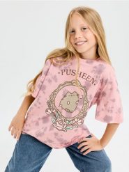Bawełniana koszulka oversize z nadrukiem Pusheen the Cat - wielobarwny. Koszulki dziewczęce Sinsay, l, bez wzorów, z bawełny, bez ramiączek. Za 17.99 zł.