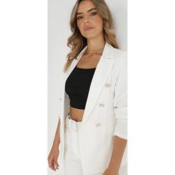 Biała Marynarka Naeronia. Białe marynarki i żakiety damskie Born2be, m, bez wzorów, eleganckie. Za 109.99 zł.