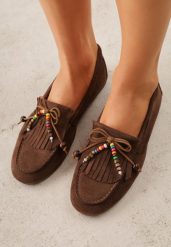 Brązowe Mokasyny VICES z Wkładką ze Skóry Naturalnej i Ozdobnymi Koralikami Neni. Brązowe mokasyny damskie Born2be, z jeansu. Za 89.99 zł.