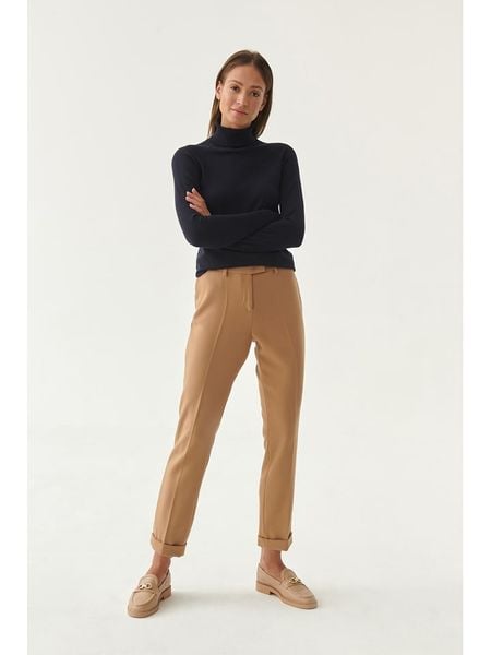TATUUM Spodnie w kolorze beżowym rozmiar: 34. Brązowe spodnie materiałowe damskie Tatuum, bez wzorów, z materiału. Za 154.07 zł.