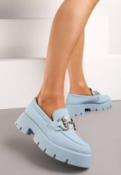 Jasnoniebieskie Mokasyny z Grubą Podeszwą w Kolorze Cholewki z Klamrą Rosarose. Niebieskie mokasyny damskie Renee, z jeansu. Za 79.99 zł.