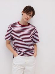 Bawełniany t-shirt w paski - bordowy. Czerwone t-shirty damskie Reserved, l, bez wzorów, z bawełny, bez kołnierzyka. Za 49.99 zł.