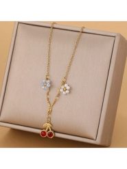 Atelier MIU Pozłacany naszyjnik z elementami ozdobnymi - dł. 45 cm rozmiar: onesize. Żółte naszyjniki damskie atelier MIU, pozłacane. Za 34.99 zł.