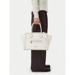 Torebka Nine West. Białe torebki klasyczne damskie Nine West, bez wzorów, bez dodatków. Za 249.99 zł.