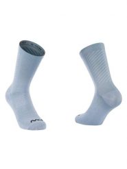 Skarpety rowerowe NORTHWAVE Switch Sock szare. Szare skarpetki męskie Northwave, w ażurowe wzory, z dzianiny. Za 73.99 zł.