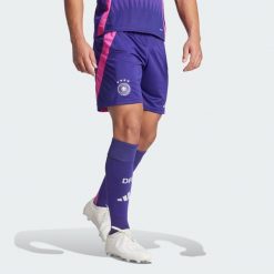 Szorty Germany 24 Away. Fioletowe szorty męskie Adidas, z materiału, bez kołnierzyka. Za 199.00 zł.