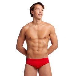 Kąpielówki męskie slipy na basen treningowe Funky Trunks Still Red. Czerwone kąpielówki męskie FUNKY TRUNKS, m, bez wzorów, do pływania. Za 124.99 zł.