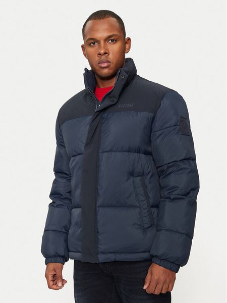 Mustang Kurtka zimowa Oakfield 1015607 Granatowy Regular Fit. Niebieskie kurtki męskie Mustang, na zimę, m, bez wzorów, z syntetyku, bez kaptura. Za 399.99 zł.