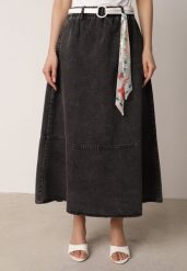 Czarna Rozkloszowana Spódnica Jeansowa z Bawełny z Paskiem z Apaszką Ipharianne. Czarne spódniczki damskie Born2be, l, bez wzorów, z bawełny, biznesowe, midi, koszulowe. Za 179.99 zł.