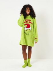 Piżama Grinch - zielony. Zielone piżamy damskie Sinsay, l, bez wzorów, bez ramiączek. Za 79.99 zł.