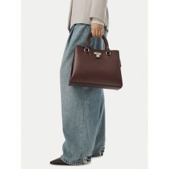 Torebka Nine West. Brązowe torebki klasyczne damskie Nine West, bez wzorów, bez dodatków. Za 299.99 zł.