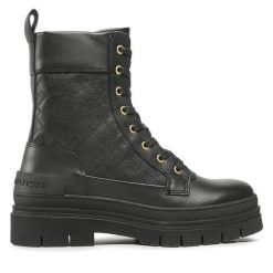 Trapery Tommy Hilfiger. Czarne trapery damskie Tommy Hilfiger, bez obcasa. Za 829.99 zł.