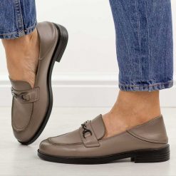 Beżowe skórzane mokasyny damskie Vinceza 18117. Brązowe mokasyny damskie VINCEZA, z jeansu. Za 219.00 zł.