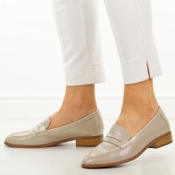 Złote ażurowe mokasyny damskie Potocki 12785. Żółte mokasyny damskie POTOCKI, z jeansu. Za 189.00 zł.