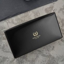 Duży portfel damski skórzany granatowy z miejscem na telefon kopertówka Paolo Peruzzi T-141-NV. Niebieskie portfele damskie bez wzorów, ze skóry, eleganckie, bez kołnierzyka, bez ramiączek. Za 89.00 zł.