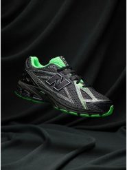 New Balance Sneakersy GC1906CT Czarny. Czarne buty sportowe chłopięce New Balance, bez wzorów, ze skóry, bez zapięcia. Za 589.99 zł.