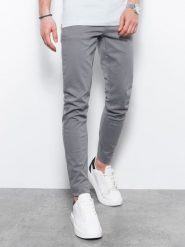 Spodnie męskie chinosy SLIM FIT - szare V25. Szare spodnie materiałowe męskie Ombre Clothing, bez wzorów, z bawełny. W wyprzedaży za 69.99 zł.