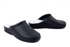 SANITAL FLEX 601 black, klapki męskie. Czarne klapki i japonki męskie Sanital Flex, ze skóry. Za 110.42 zł.