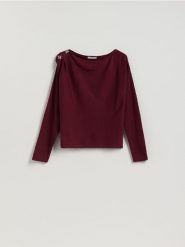 Sweter z błyszczącą aplikacją - bordowy. Czerwone swetry klasyczne damskie Reserved, l, z dzianiny, bez kołnierzyka. Za 109.99 zł.