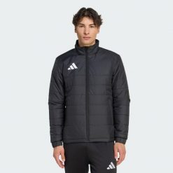 Lekka kurtka Entrada26. Białe kurtki treningowe męskie Adidas, l, z aplikacjami, z materiału, do piłki nożnej. Za 369.00 zł.