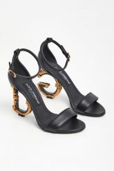 Szpilki skórzane DOLCE & GABBANA. Szpilki Dolce & Gabbana, bez wzorów, bez obcasa. W wyprzedaży za 3,989.25 zł.