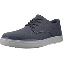 Buty SKECHERS HYLAND JUSTINO Niebieski. Niebieskie buty trekkingowe męskie Skechers, z tkaniny, bez zapięcia, trekkingowe, Skechers Sport. Za 364.99 zł.