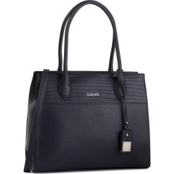 Torebka LIU JO - M Tote N19044 E0027 Midnight 90013. Niebieskie torebki klasyczne damskie Liu Jo, bez wzorów, ze skóry ekologicznej, bez dodatków. W wyprzedaży za 319.00 zł.