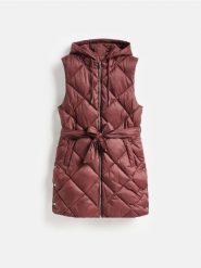 Pikowana kamizelka - burgundowy. Czerwone kamizelki damskie Reserved, l, z tkaniny. Za 179.99 zł.