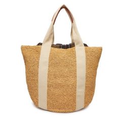 Torebka Barbour. Brązowe torebki klasyczne damskie Barbour, bez wzorów, bez dodatków. Za 659.99 zł.