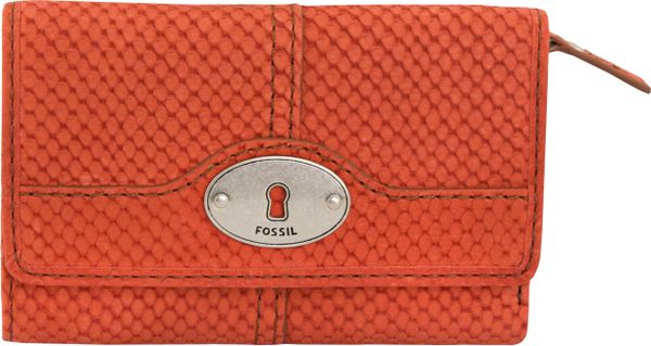 Portfel damski Fossil ze skóry pomarańczowy. Brązowe portfele damskie Fossil, bez wzorów, ze skóry. Za 184.99 zł.